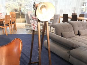 Read more about the article 81100  Cannes Lampe von Fuhr Home