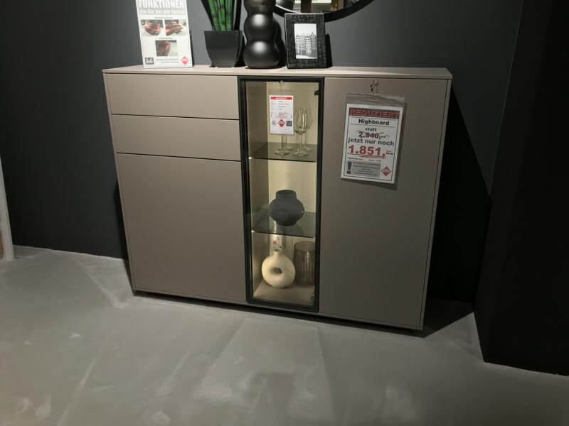 You are currently viewing 37990 Interliving 2107 Highboard von Die Hausmarke